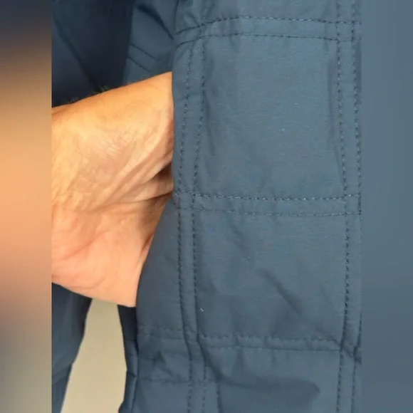 Bass Outdoor Womens Zip Front Quilted Puffer Jacket Navy Oversized Medium NWT - Picture 10 of 12